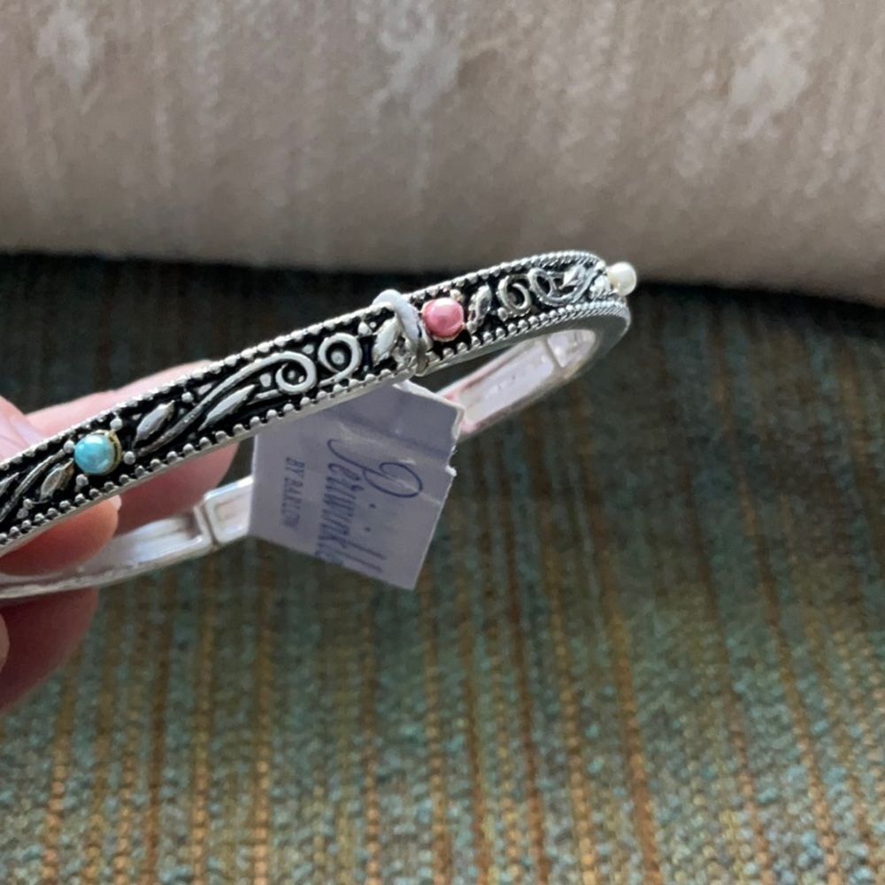0414 Periwinkle by Barlow Bracelet - Picture 3 of 5